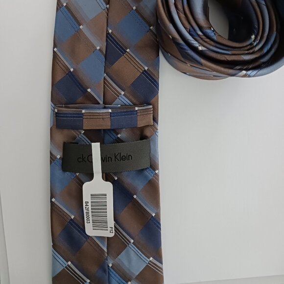 Calvin Klein Men's Necktie Print Silver Brown Squares 58 X 3.5" W  100% Silk NWT - Picture 3 of 10